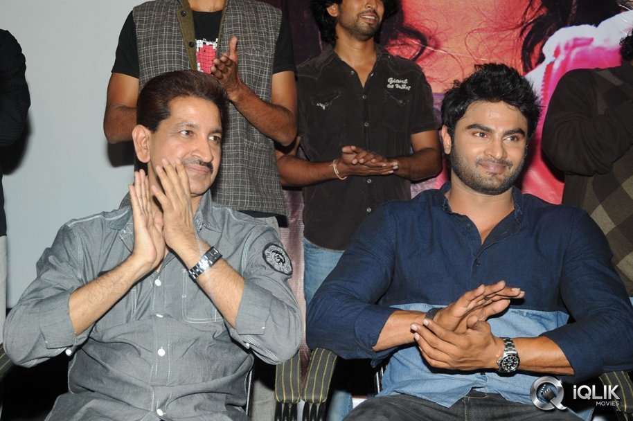 Hrudayam-Ekkadunnadi-Movie-Audio-Launch